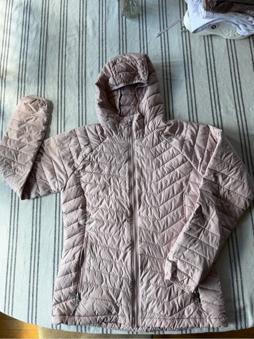 Columbia Women's Hooded Packable Puffer Jacket - Light Dusty Pink